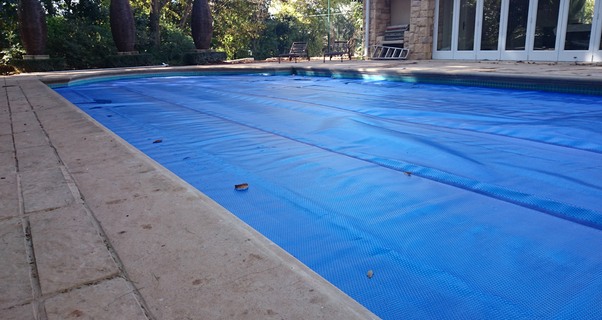Pool Solar Blankets & Bubble Pool Covers